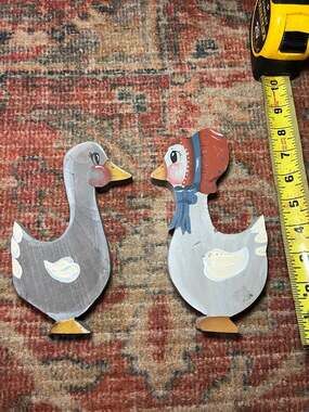 Vintage Hand-Painted Wooden Goose Wall Decor - Pair of Country Folk Art Geese